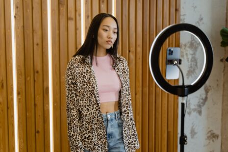 How to Find Fashion Influencers